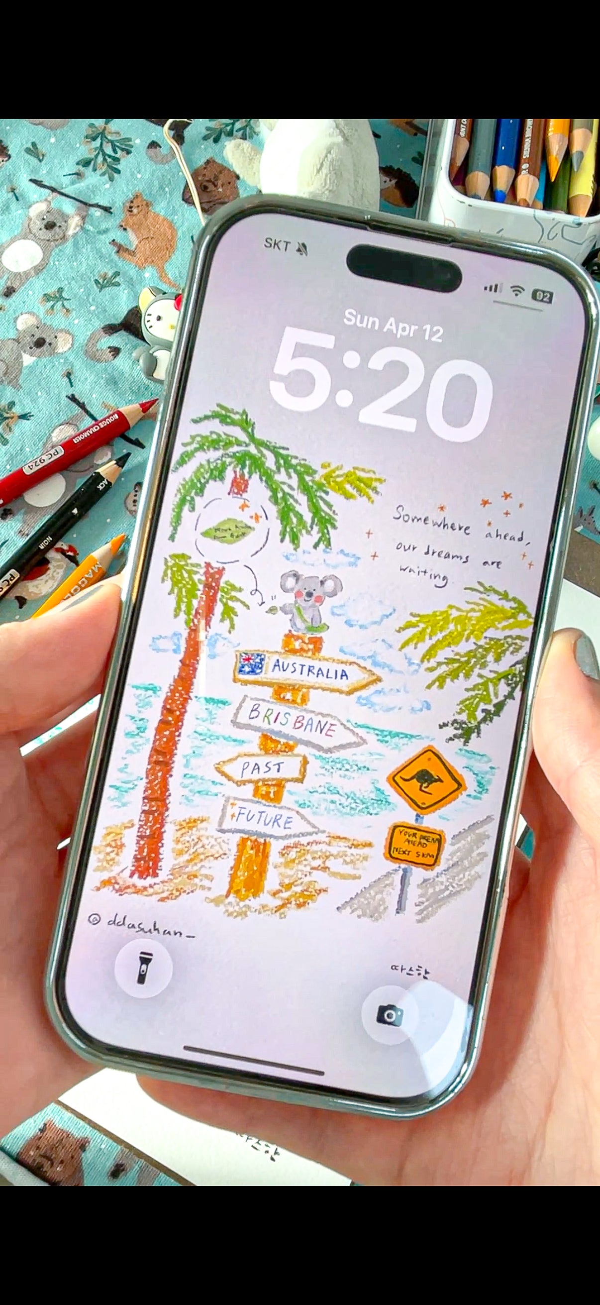 FREE GIFT NEW FARM PARK COFFEE HUT - Keowa Koala iPhone Wallpaper Let's go to Brisbane